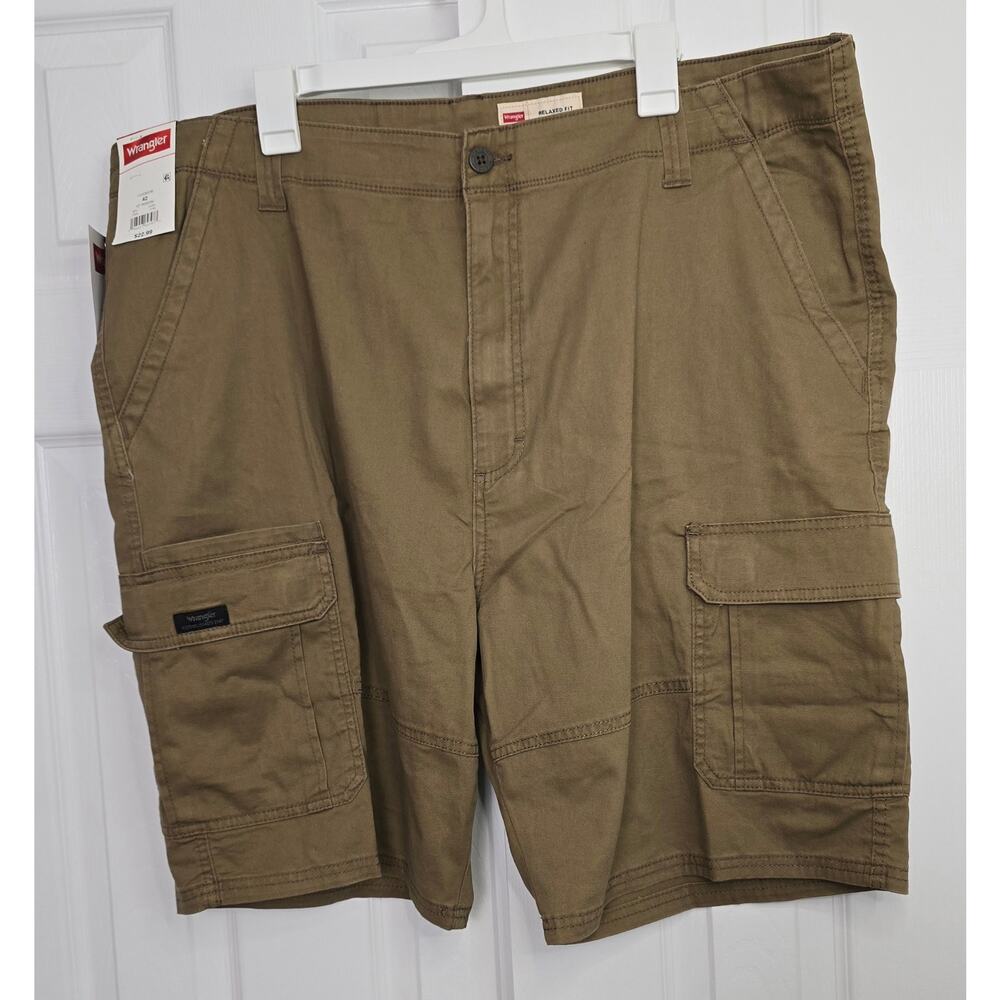 Wrangler Men's Relaxed Fit Cargo Shorts- Size 42